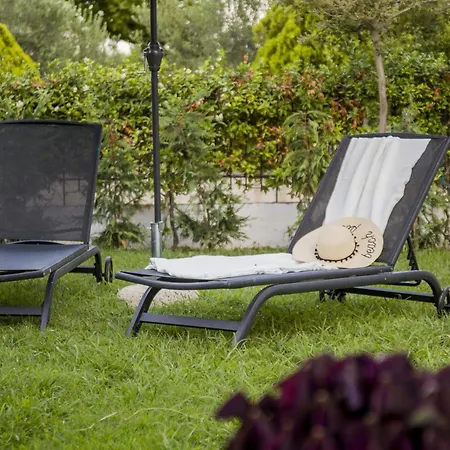 Holiday home Avra Kariani